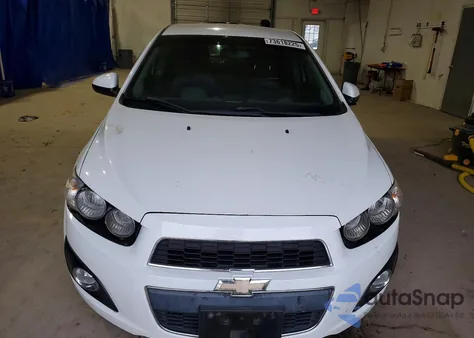 2015 Chevrolet Sonic Ltz z USA, uszkodzony, nr VIN 1G1JE5SB7F4204743